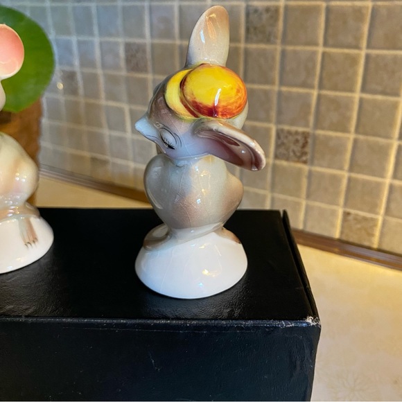 Vintage PY baseball playing mice , anthropomorphic mouse salt & pepper shakers - Picture 3 of 8